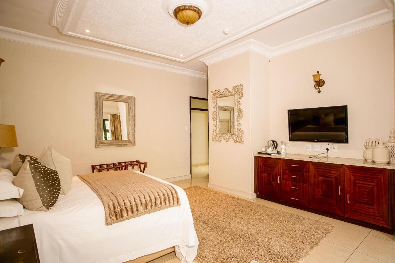 The Victoria Falls Deluxe Suites Buitenkant foto