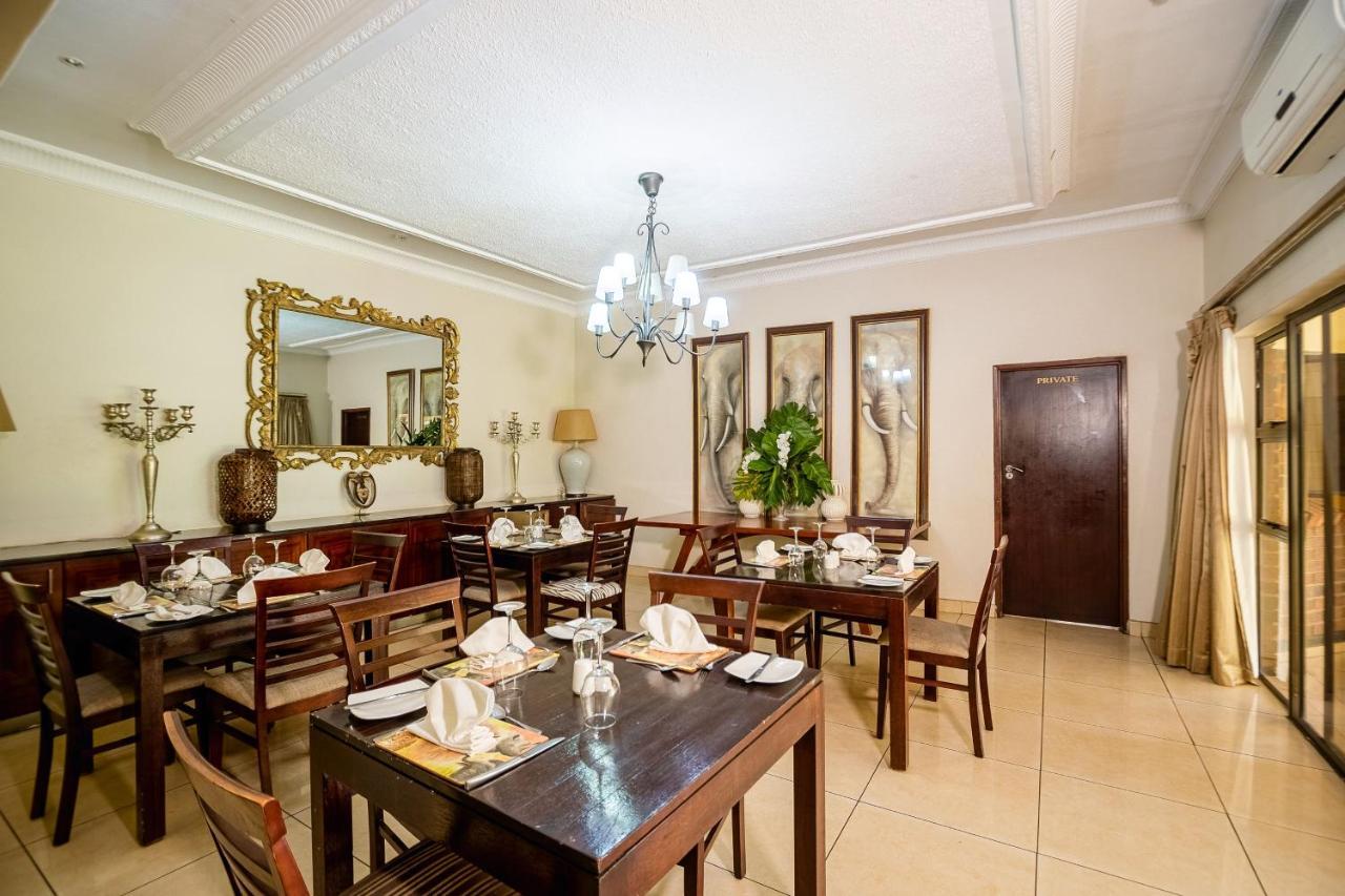 The Victoria Falls Deluxe Suites Buitenkant foto