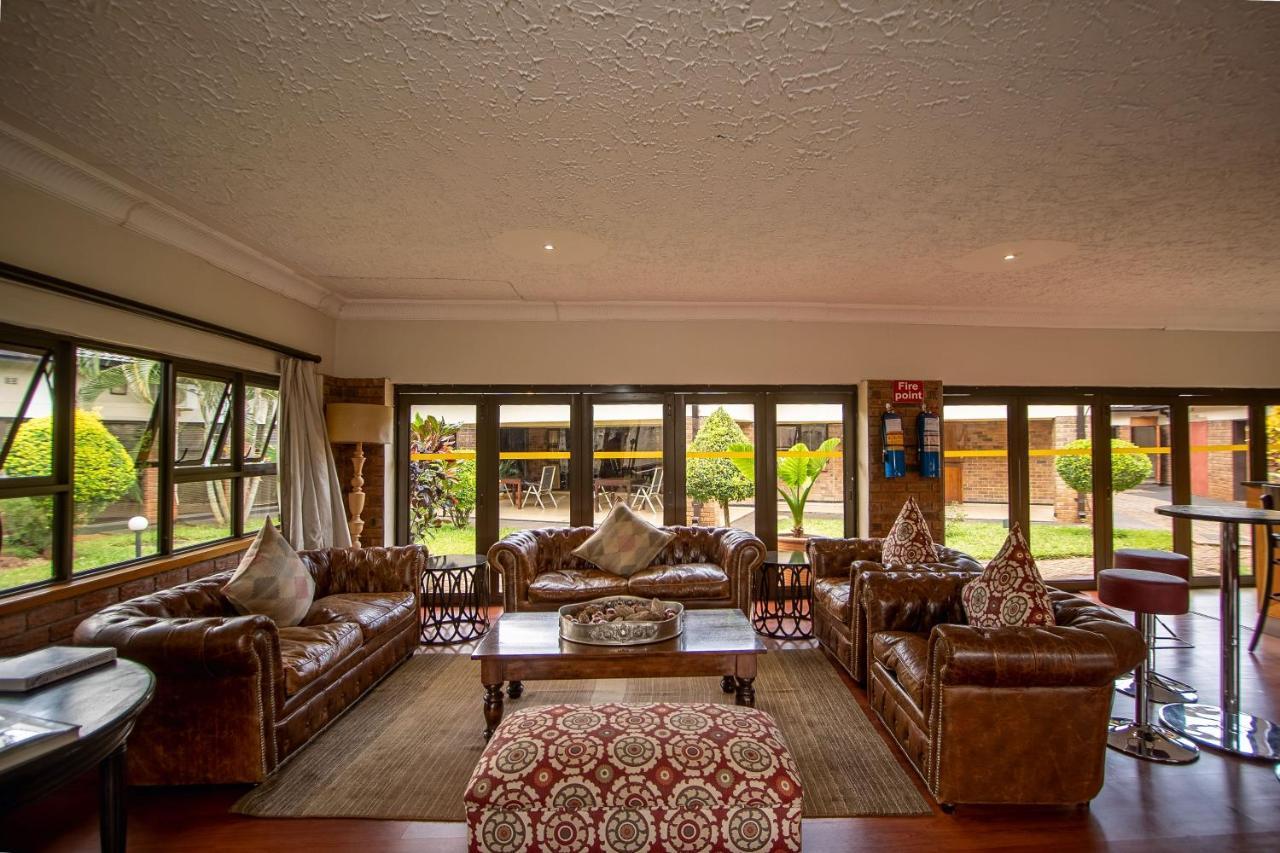 The Victoria Falls Deluxe Suites Buitenkant foto