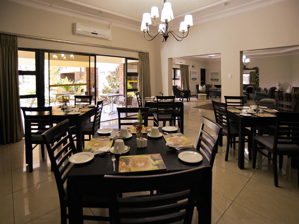 The Victoria Falls Deluxe Suites Buitenkant foto